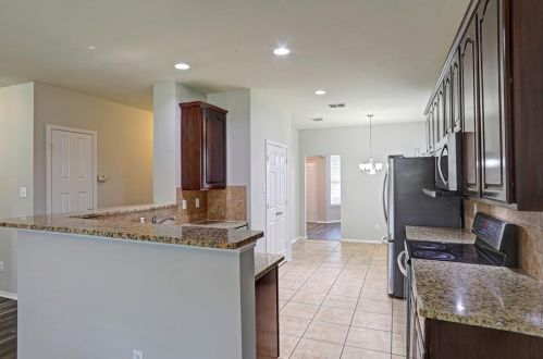 11137 Snyder Dr, Frisco TX 75035-8891 exterior