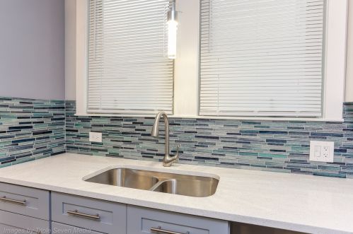 10443 Indiana Ave, Chicago IL  60628-2820 exterior