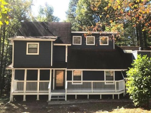 1360 Dogwood Ln, Tucker, GA 30084-1205