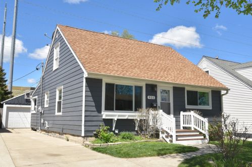 925 98, Milwaukee WI 53214-2634 exterior