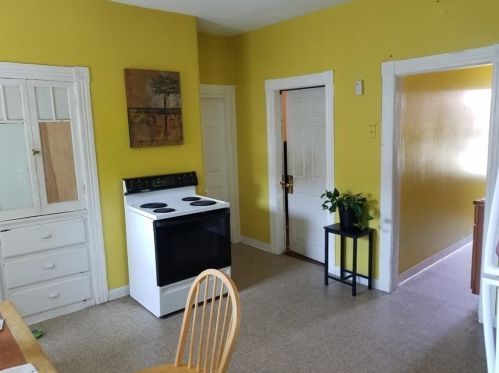 24 Hooper St, Worcester MA 01605-2749 exterior