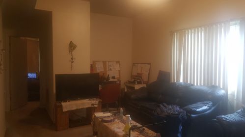 8214 Marquette Ave, Chicago IL  60617-2049 exterior