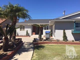 1101 Devonshire Dr, Oxnard CA  93030-4105 exterior