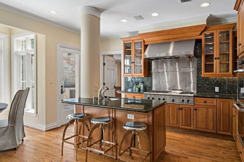 5300 Deloache Ave, Dallas TX  75220-2216 exterior