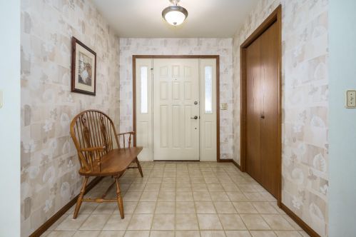 2990 Innisbrook Dr, Kalamazoo, MI 49024-7816