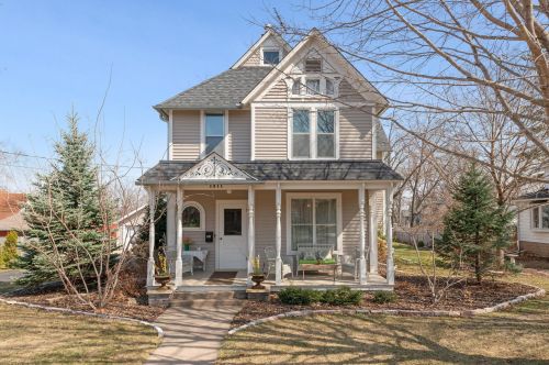 1311 2nd St, Stillwater, MN 55082-6261