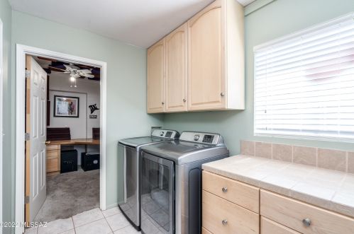 7431 Ln Cienega Dr, Tucson AZ 85712-1423 exterior