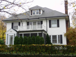 256 Ward St, Newton, MA 02459-1220