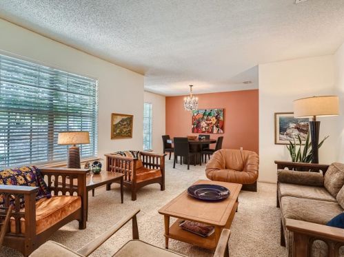 2700 Dunbarton Dr, Austin TX 78723-2235 exterior