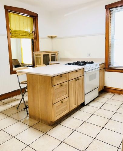 5754 Ainslie St, Chicago IL 60706-3414 exterior