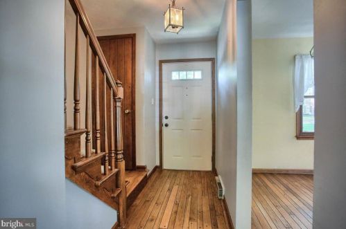 92 Roboda Blvd, Limerick PA 19468-2967 exterior