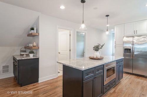 5904 59th St, Chicago IL 60629-3620 exterior