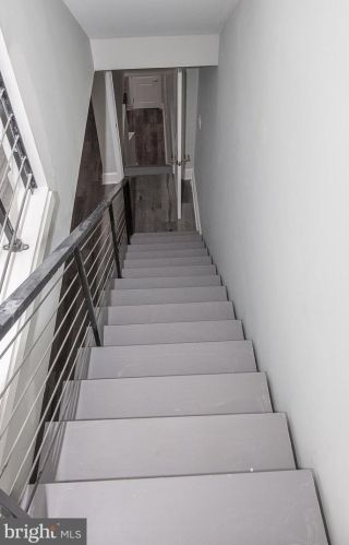 2122 2nd St, Philadelphia PA 19147-3802 exterior