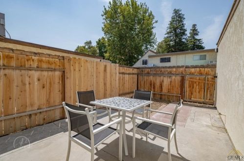 4801 Belle Ave, Bakersfield CA  exterior