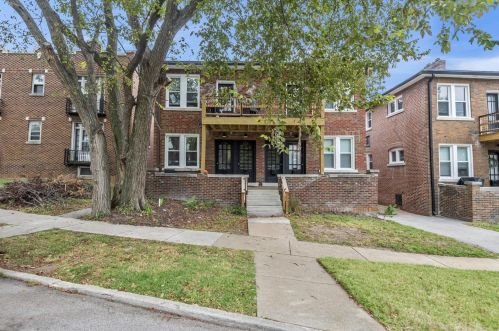 1274 Hawthorne Pl, Saint Louis MO 63130-1328 exterior