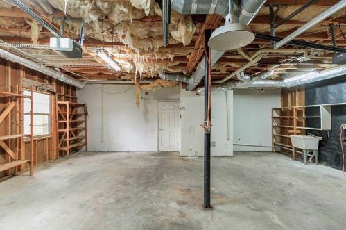 645 Lk Dr, Lithonia GA 30039-6634 exterior