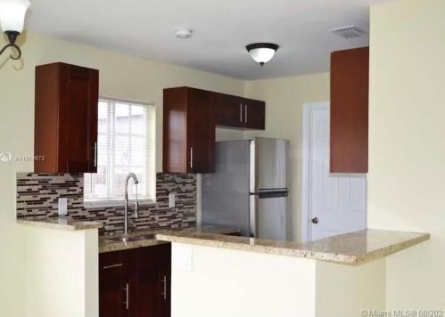 515 11th Ave, Boynton Beach, FL 33435-3052