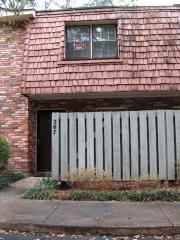 207 Saint Charles Ct, Charleston SC  29407-3432 exterior