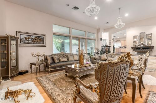 13816 18th St, Phoenix AZ 85022-2878 exterior