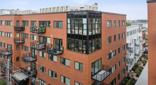 383 Commercial St, Portland ME  04102-3906 exterior