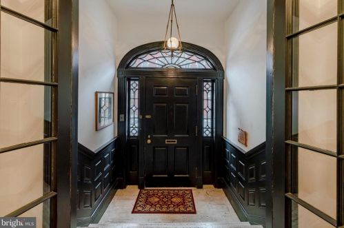 231 Orange St, Lancaster PA  17602-2914 exterior