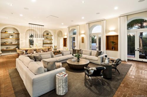 3919 Noela Pl, Honolulu HI  96815-4519 exterior