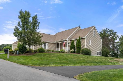 37 Stone Sled Ln, Concord, NH 03304-5509