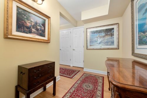 1340 Dearborn St, Chicago, IL 60610-2071