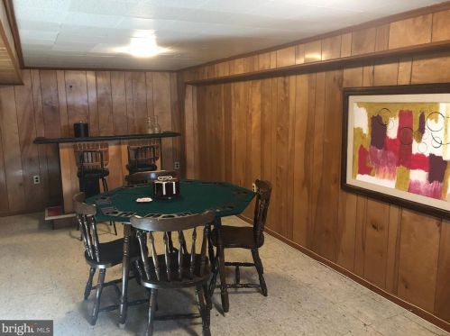 202 England Ter, Rockville MD 20850-1630 exterior