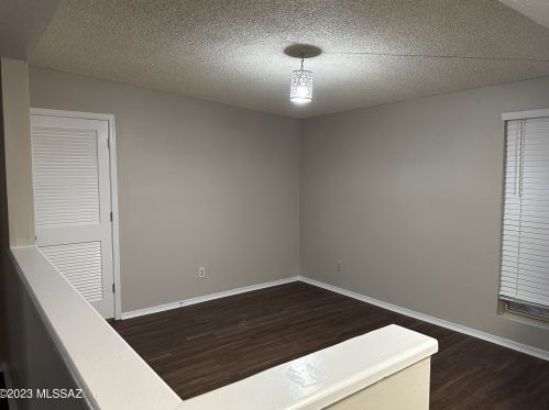 2131 Deer Trail Cir, Tucson, AZ 85710-8032