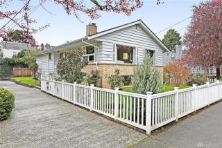 7507 17th Ave, Seattle WA  98117-5424 exterior
