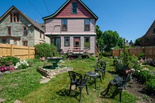 2735 State St, Milwaukee WI 53208-3549 exterior