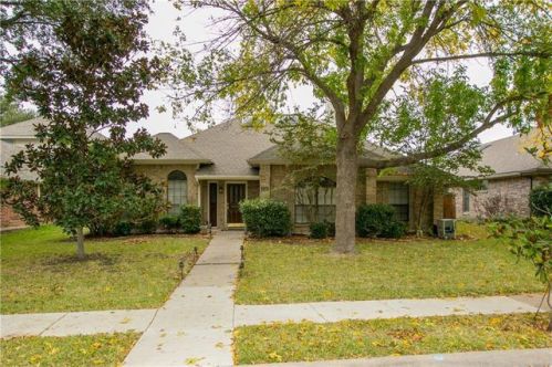 759 Red River Trl, Irving, TX 75063-4402