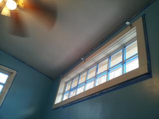 4422 Vernon Ave, Omaha NE  68111-1062 exterior