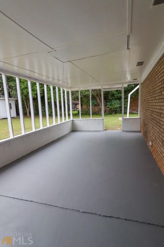 107 Scarborough Rd, Lithonia GA 31028-1342 exterior