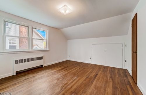 54 Nishuane Rd, Montclair NJ  07042-2425 exterior