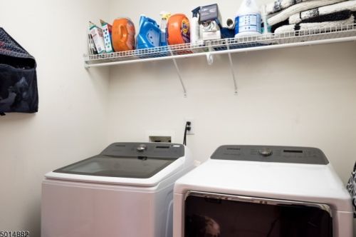 508 Donato Cir, Scotch Plains NJ  07076-1073 exterior