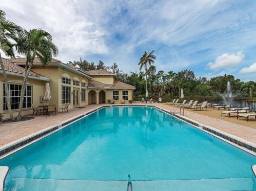 770 Bentwater Cir, Naples FL 34108-6718 exterior