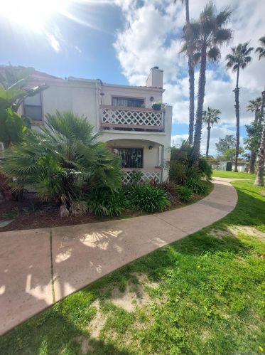 9326 Twin Trails Dr, San Diego CA  92129-2679 exterior