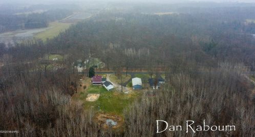 1662 136th St, Grant MI 49327-9643 exterior