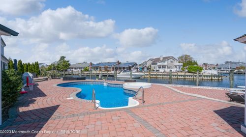 1855 Eileen Way, Point Pleasant Beach NJ  08742-5228 exterior