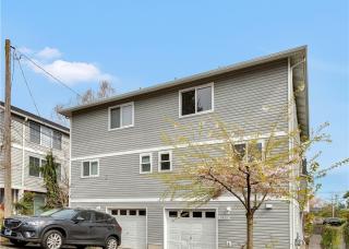 7535 11th Ave, Seattle WA  98106-2023 exterior