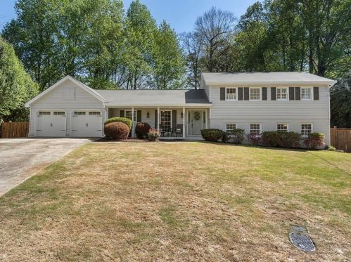 3578 Chelsea Cres, Atlanta, GA 30319-1621