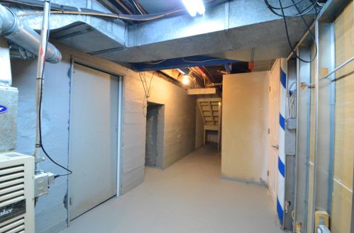 960 60 St, Grand Rapids MI 49508-7054 exterior