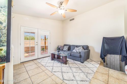 7325 Cross Ridge Pl, Tucson AZ  85710-6075 exterior