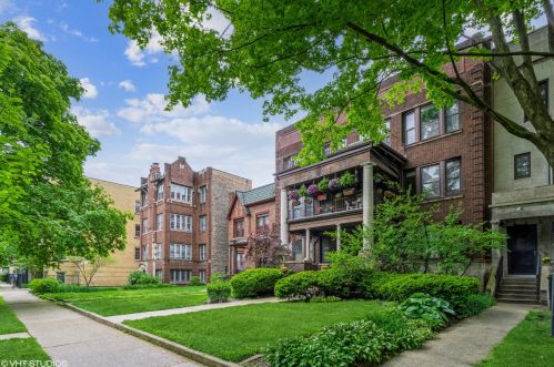 5440 Cornell Ave, Chicago, IL 60615-5626