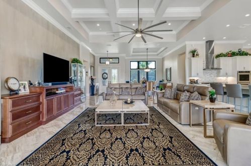 2913 68 St, Naples FL 34105-7225 exterior