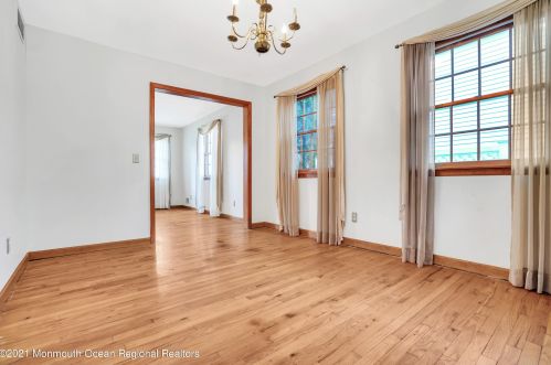 907 Ellison Ave, Point Pleasant Beach NJ 08742-2934 exterior