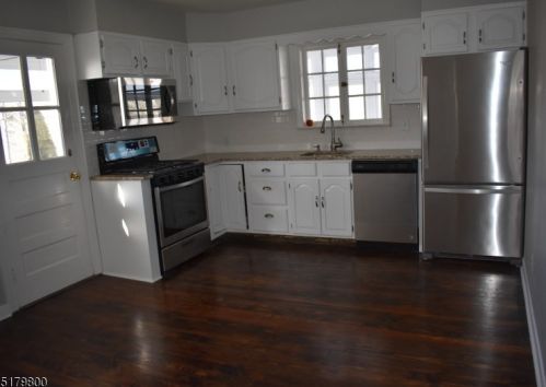 11 Fiddlers Elbow Trl, Kinnelon NJ  07405-2811 exterior