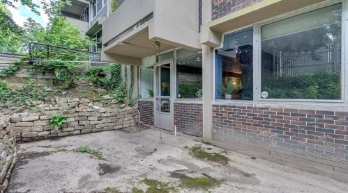 5619 Kentucky Ave, Pittsburgh PA 15232-2646 exterior